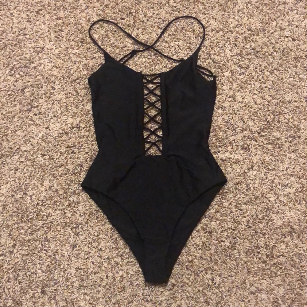 NWOT Ripcurl One Piece 🖤